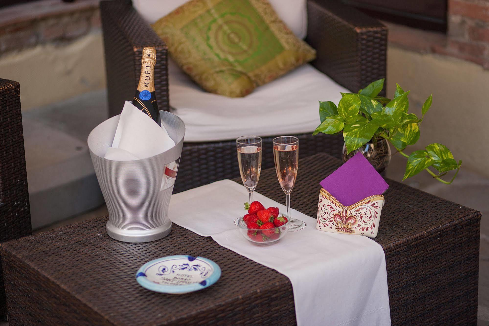 Borgo Sant'Ippolito Country Hotel Ginestra Fiorentina エクステリア 写真