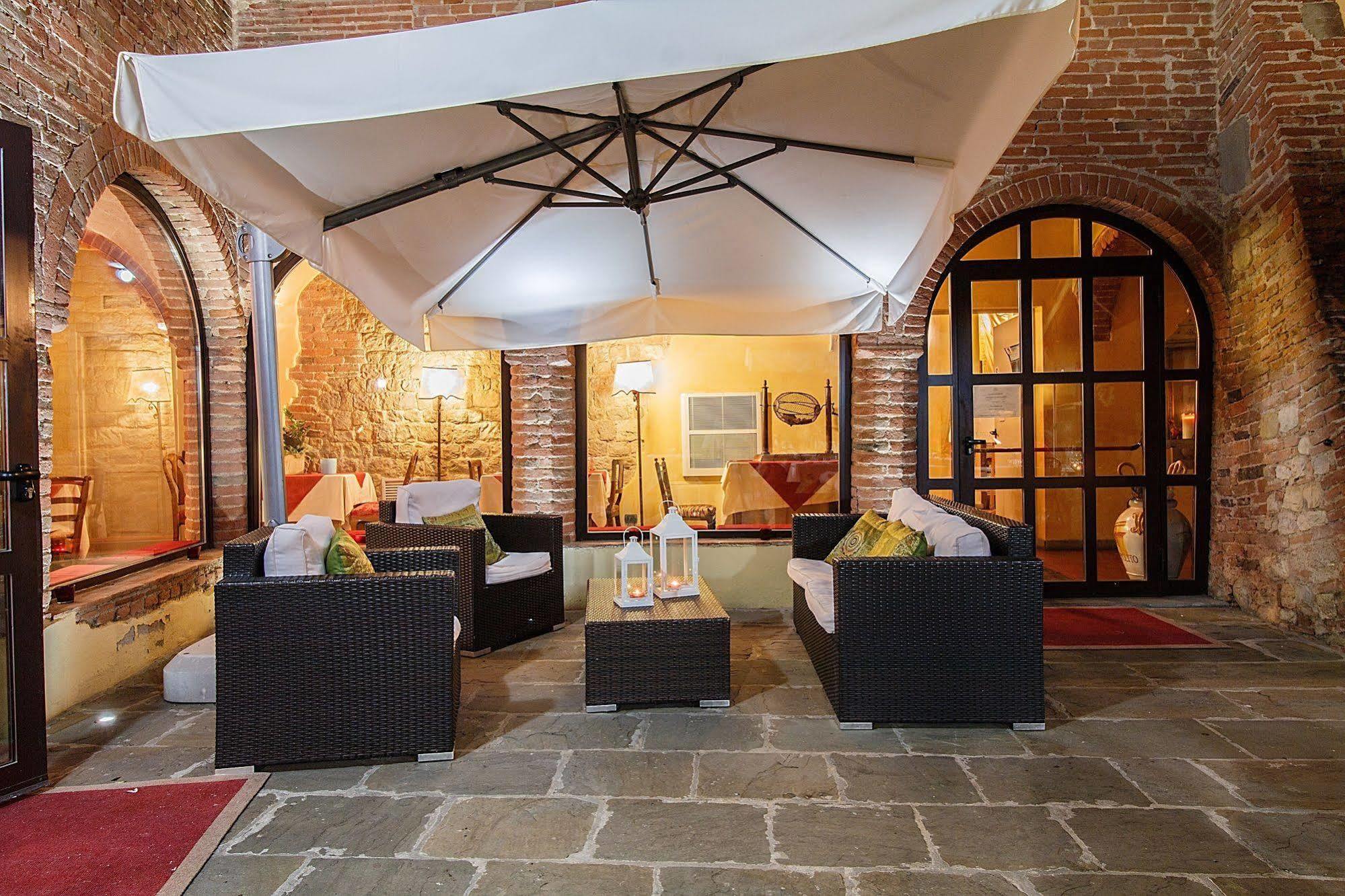 Borgo Sant'Ippolito Country Hotel Ginestra Fiorentina エクステリア 写真