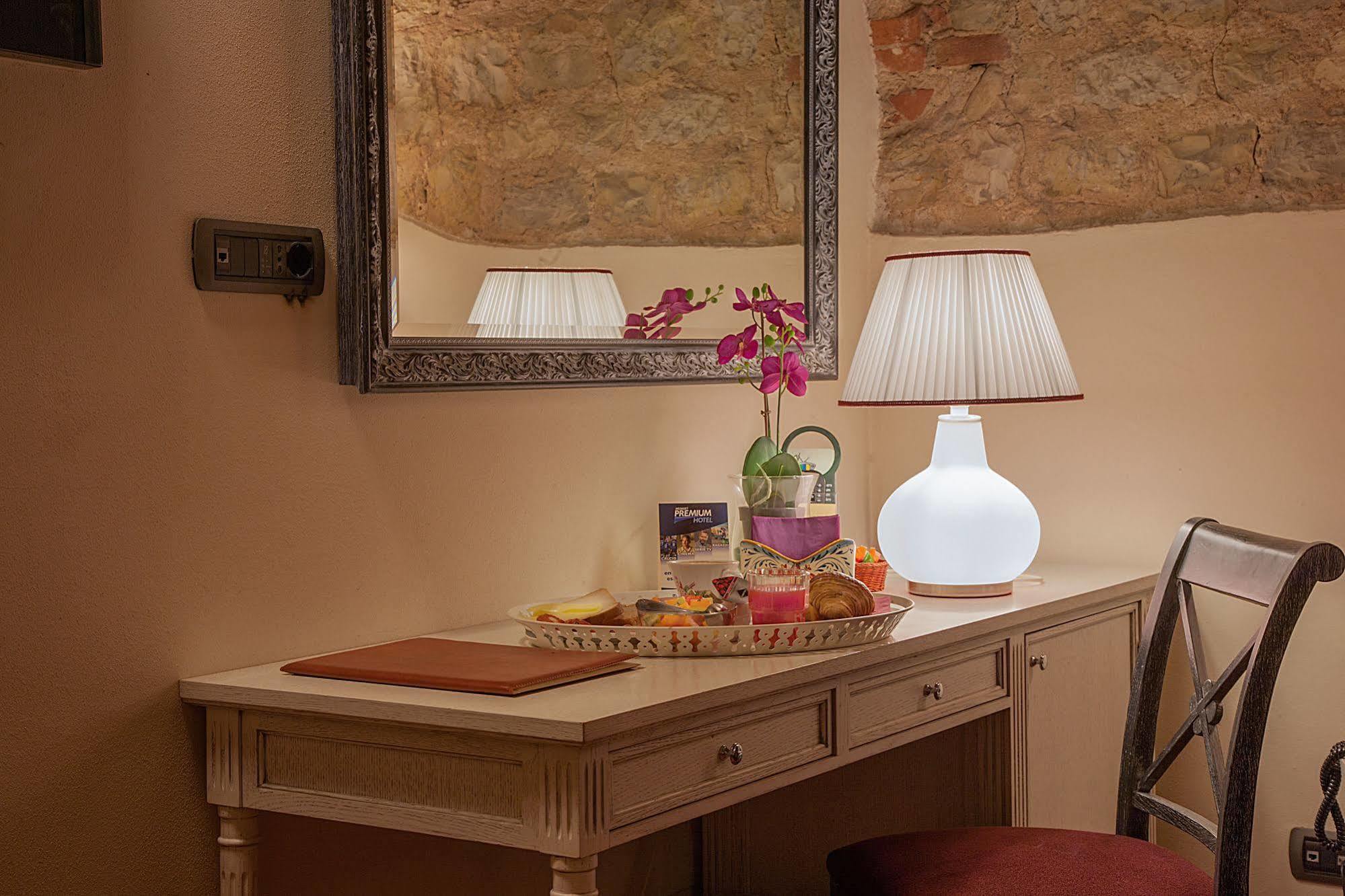 Borgo Sant'Ippolito Country Hotel Ginestra Fiorentina エクステリア 写真