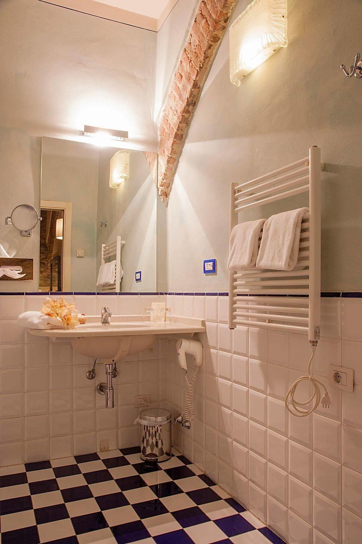 Borgo Sant'Ippolito Country Hotel Ginestra Fiorentina エクステリア 写真